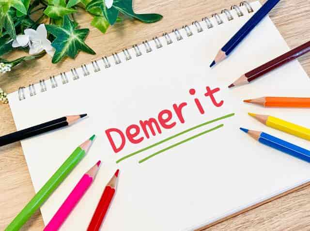 ノートにDemeritの文字