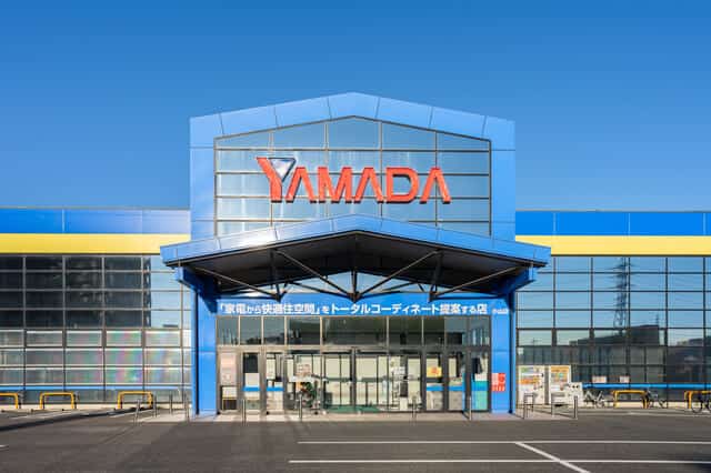 家電量販店YAMADAの外観